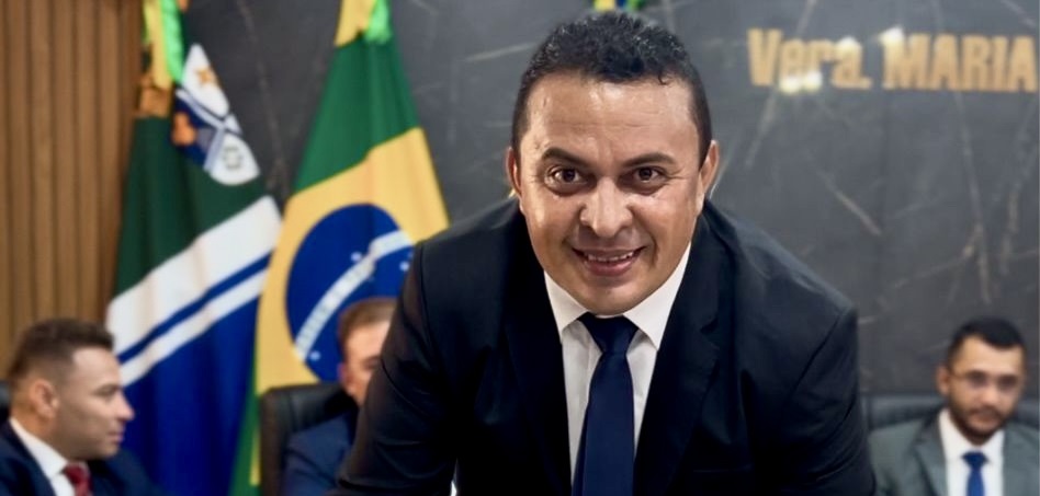 Éder Carvalho é eleito presidente da Câmara Municipal de Monsenhor Gil para o biênio 2025-2026
