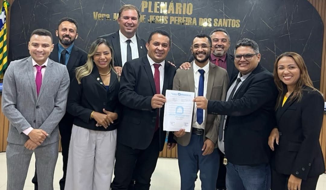 Câmara Municipal de Monsenhor Gil aprova piso do magistério
